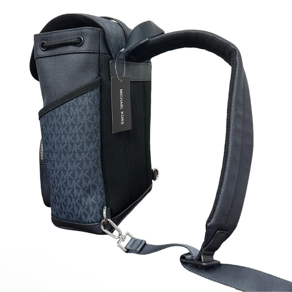 Michael Kors Cooper MK Logo Large Sporty Slingpack Backpack Admiral Blue - Picture 4 of 5